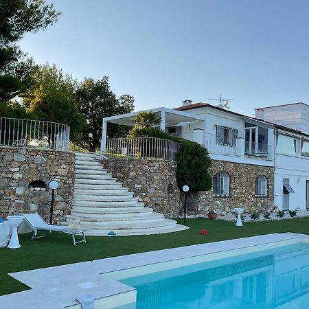 Villa Shambhala San Bartolomeo Al Mare Exterior photo