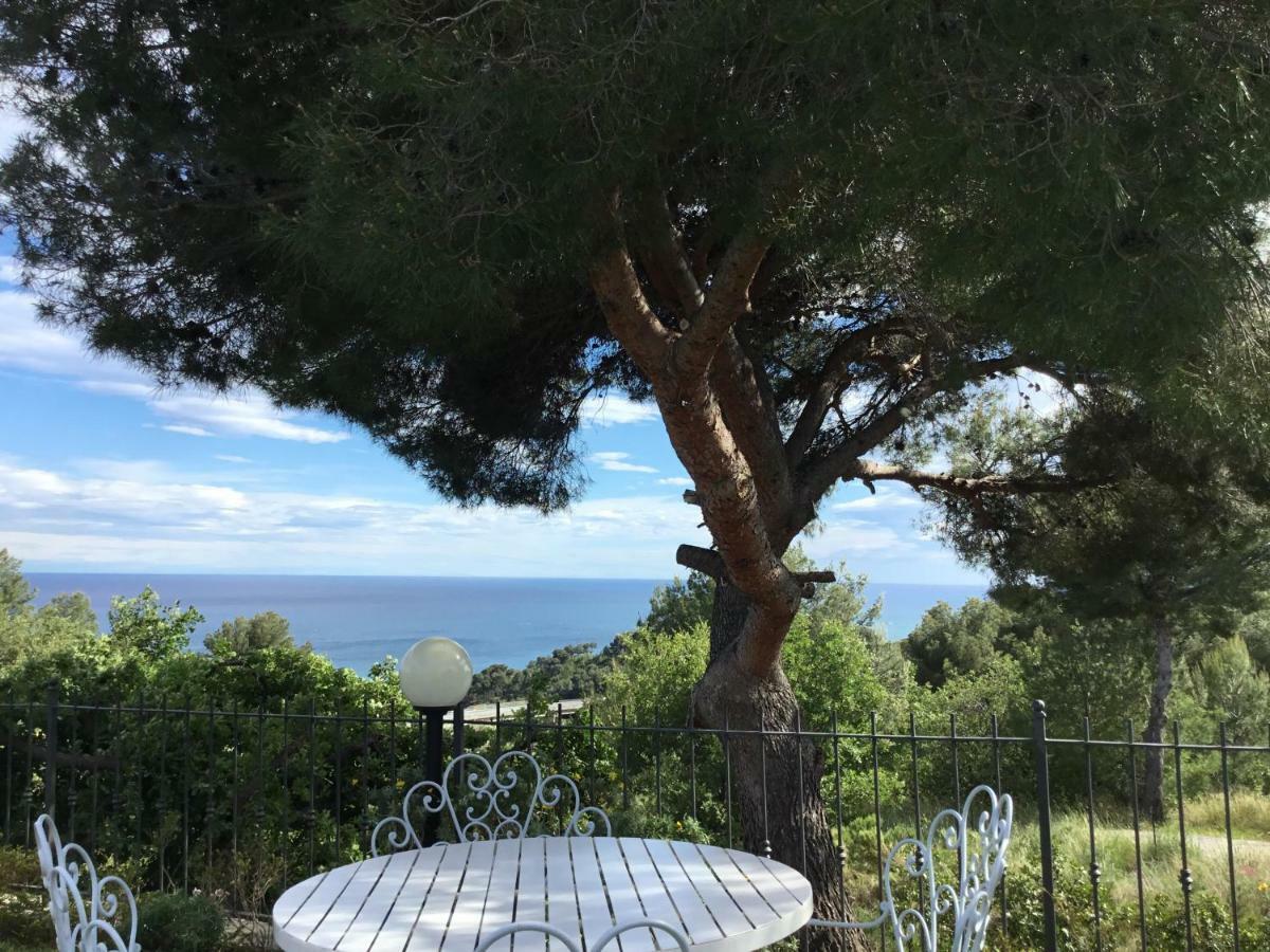 Villa Shambhala San Bartolomeo Al Mare Exterior photo